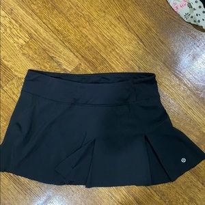 Lululemon size 8 15 inch skort